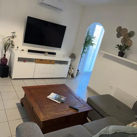 דירה Avec Jardin Terrasse Au Calme *